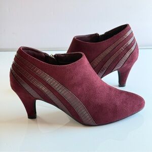 Eva & Zoe Burgundy Evelyn Ankle Boots Size 6.5